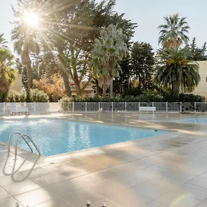 Spacious At A 5 Min Walk From The Apartment